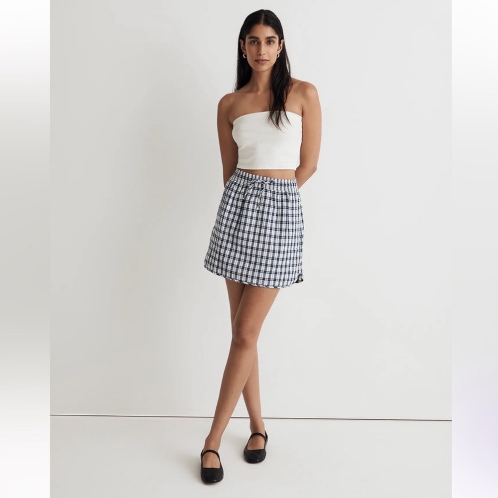 Madewell Curved-Hem Mini Skirt in Plaid